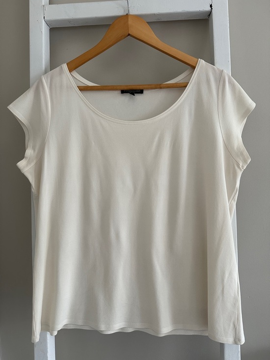 Eileen Fisher Tops - Eileen Fisher 100% Silk Scoop Neck Tee / T-shirt